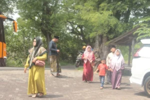 Ziaroh Asatidz Darul Qur'an (1)